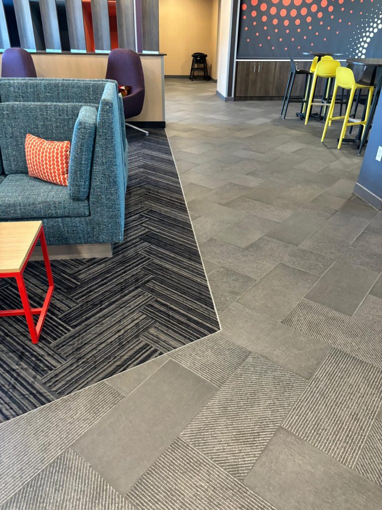 Home 2 Suites Des Moines (7)